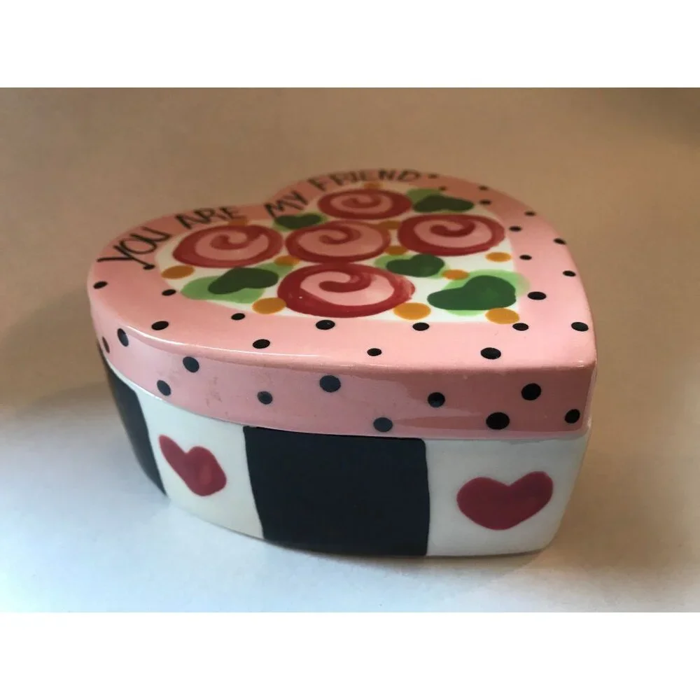 HTF Vintage C Sara 2000 Handpainted Italian Ceramic Heart Shaped Trinket Box